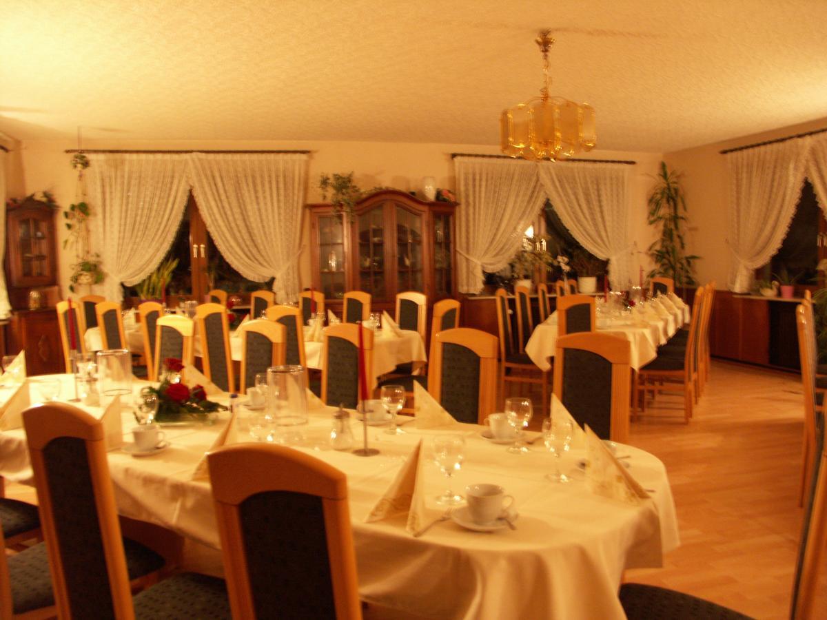 沃尔德菲尔森酒店 Lichtenfels-Sachsenberg 外观 照片